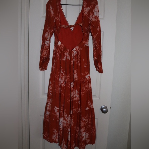 Lulus Orange Floral Print Tiered Midi Dress - Picture 2 of 3